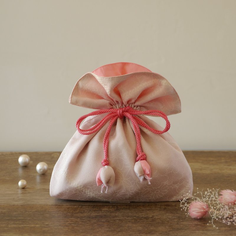 幸せ巾着　FUGURO　 菊文　中サイズ - 化妝包/收納袋 - 聚酯纖維 粉紅色