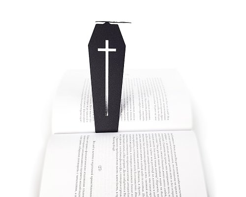 Design Atelier Article Gothic Scary Bookmark, Coffin in My Book, Bookish Gift for Horror Fans