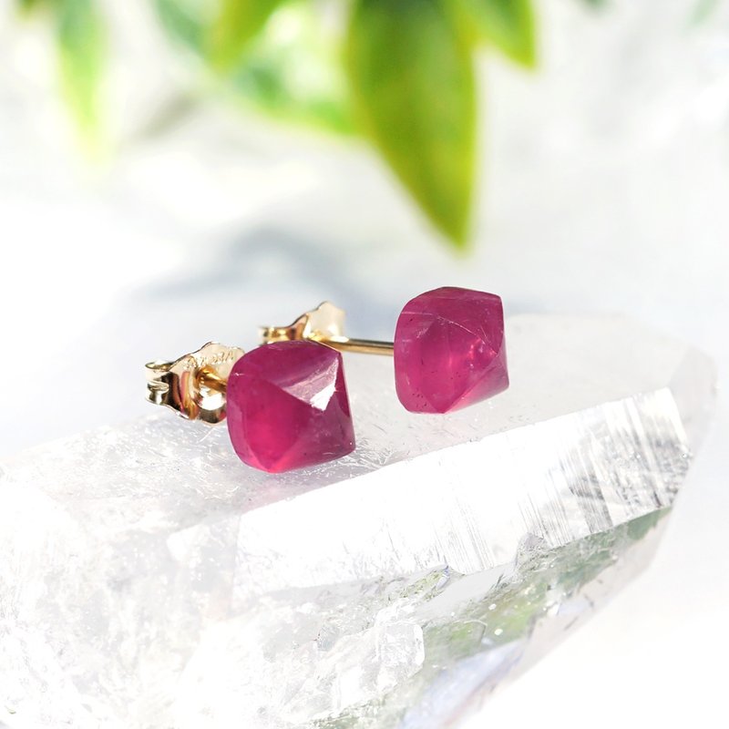 Ruby 14KGF Ruby Sugarloaf Cut Single Earring Rebecca 3mm Stud Earrings Friede - Earrings & Clip-ons - Gemstone Red