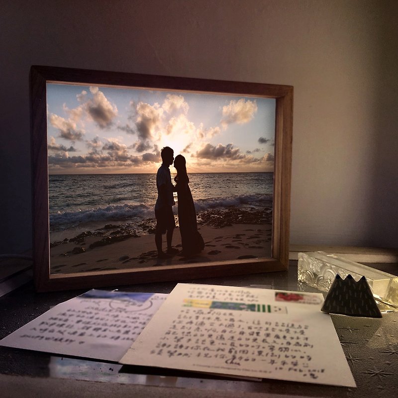 —Lighto light-printed lover's custom light - light box / night light / Valentine gift / romantic atmosphere - โคมไฟ - ไม้ สีนำ้ตาล