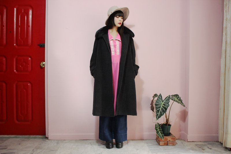 [Vintage Coat] (Made in Italy) Dark Gray Wool Coat Fleece Collar Design Vintage (Made in Italy) - Women's Casual & Functional Jackets - Wool Gray