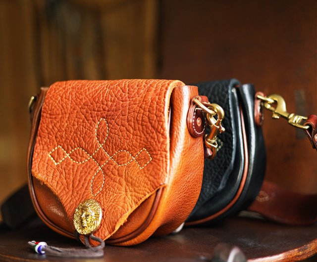 イタリアンバイソンレザー インディアナバホ クロスボディバッグ