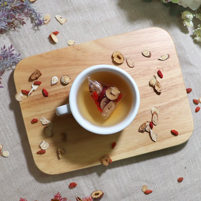 [Guoqing Market] Vitality Three Treasures Tea Red Dates Goji Berry Astragalus Triangular Tea Bag - Tea - Other Materials 