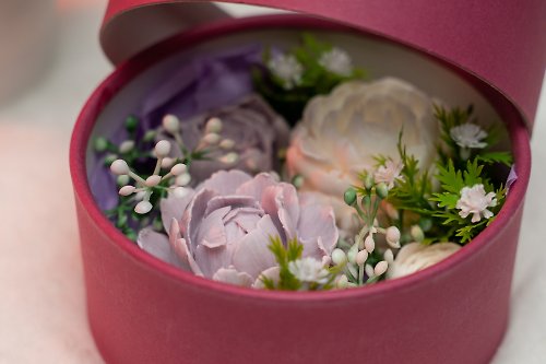 Miraculum tabernam Valentine Rose Organic Handmade Soap / Valentines Day Gift for Mom