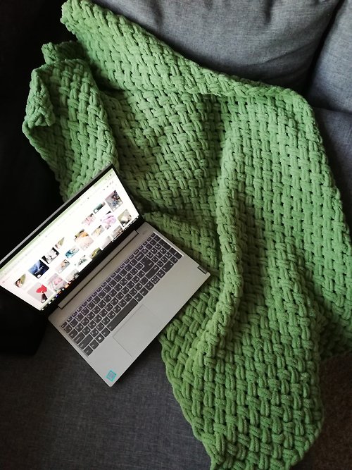 weRparents Green blanket soft knit bedspread interior blanket graduation gift