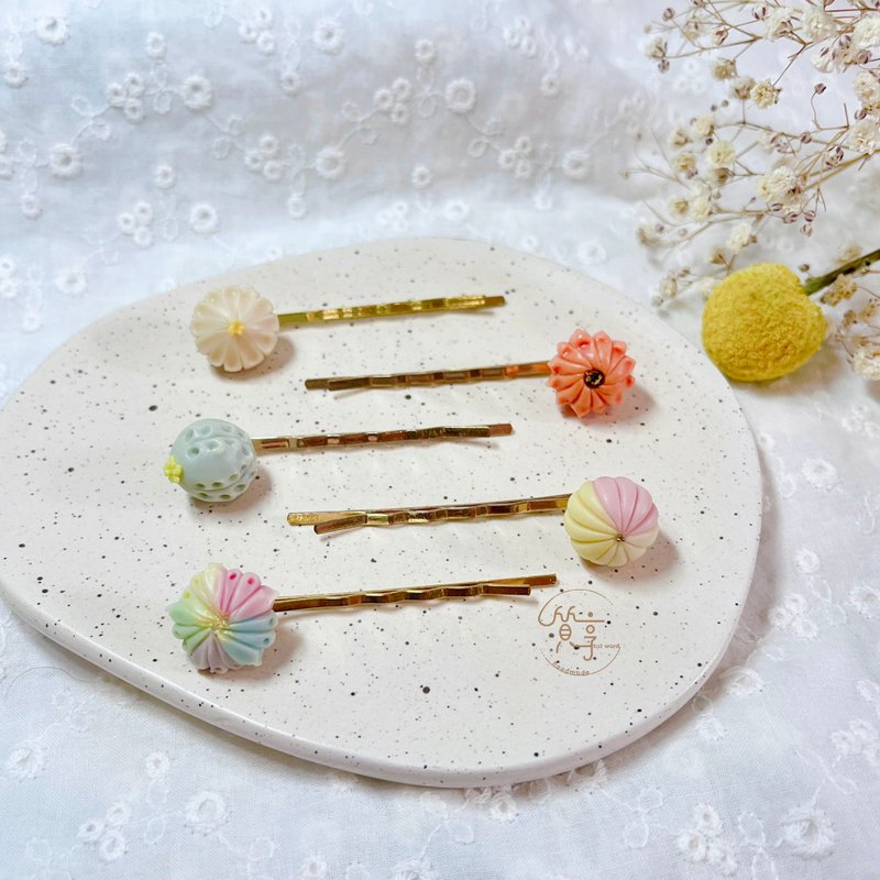 [Quality handmade] Handmade wagashi series hair clips and fruit hair clips Japanese-style wagashi hair clips - Hair Accessories - Clay Multicolor