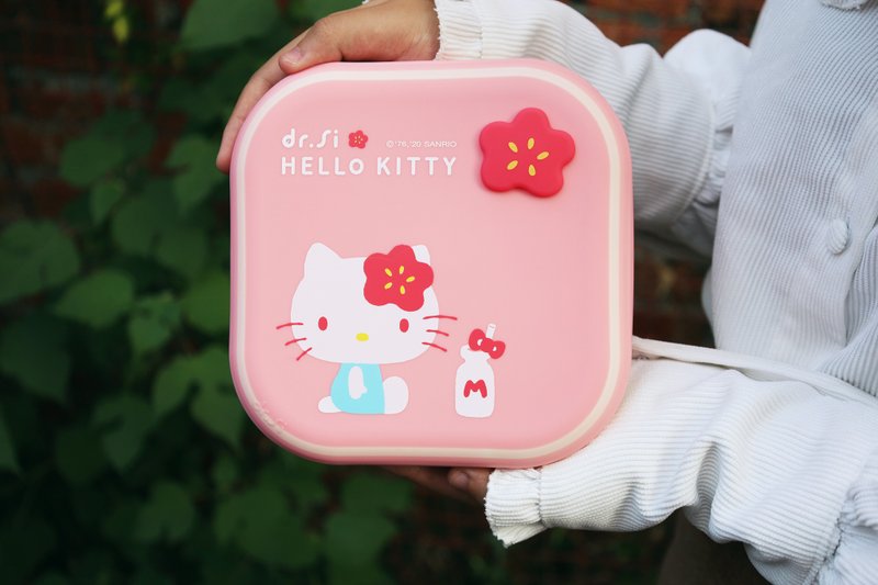 【Hello Kitty梅花飽飽盒-含菜盤】微波 大容量 矽膠 折疊 便當盒 - 便當盒/食物袋 - 矽膠 粉紅色