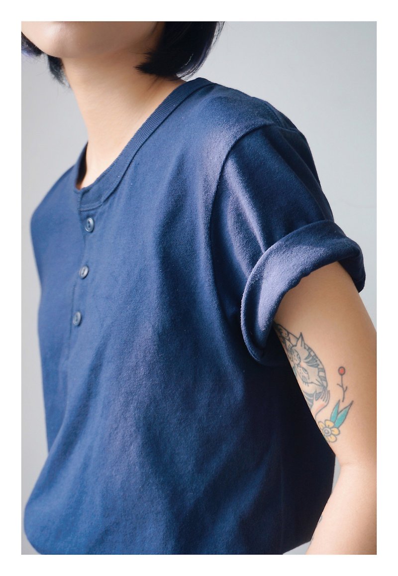 酷士多 美式復古 亨利領短袖T恤 阿美咔嘰 中性男女同款 純棉寬鬆 - 女 T 恤 - 棉．麻 藍色