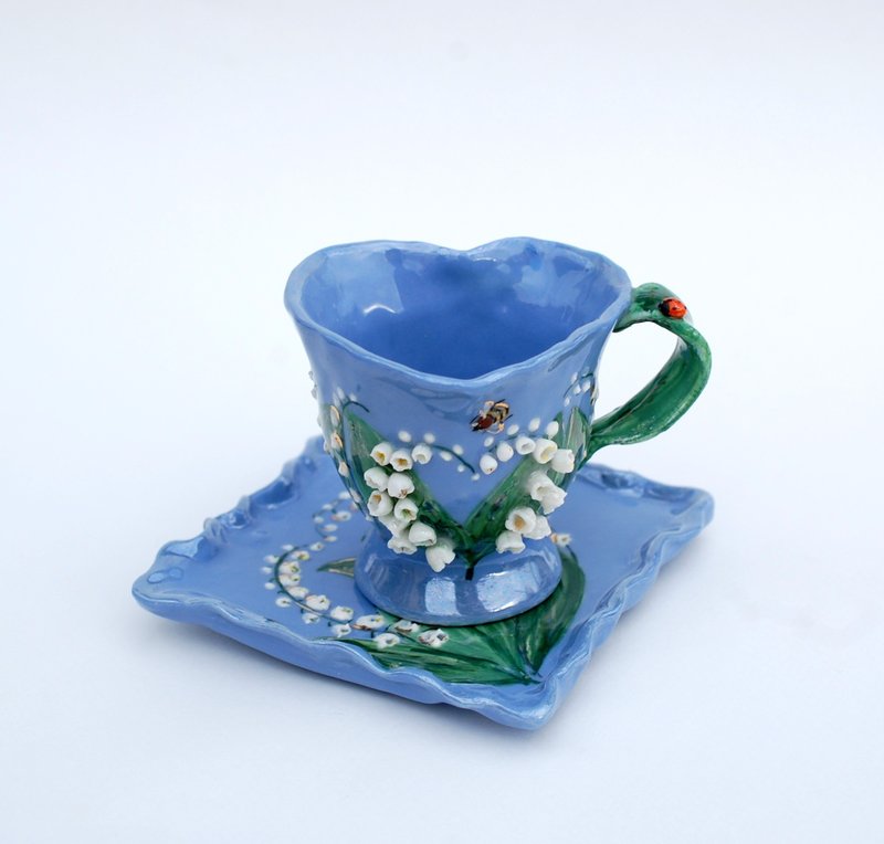 Blue porcelain Cup Saucer Set Lily of valley flowers ladybug bee Botanical art - แก้ว - เครื่องลายคราม หลากหลายสี