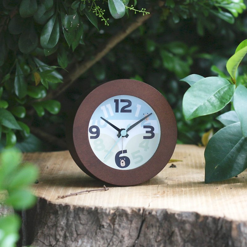 Black Bear Round Wood Alarm Clock - นาฬิกา - ไม้ 