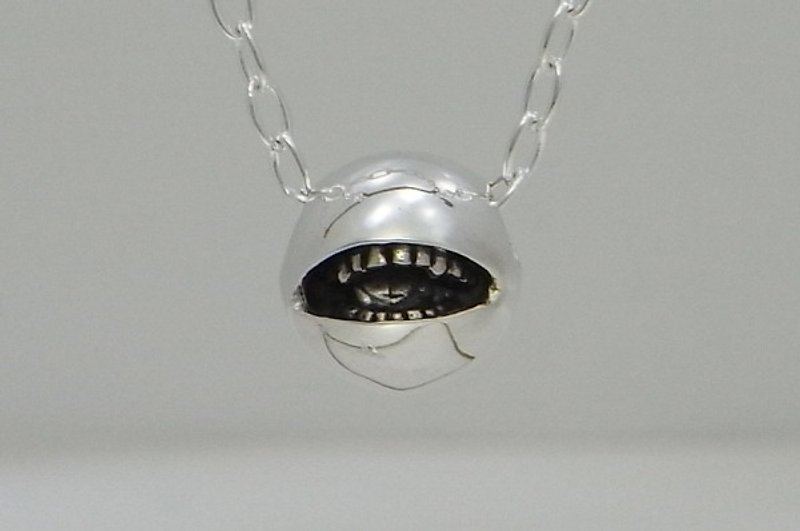 opne anti smile pendant S (s_m-P.65) ( 不高兴 情绪不好 銀 垂饰 颈链 项链 ) - Necklaces - Sterling Silver Silver