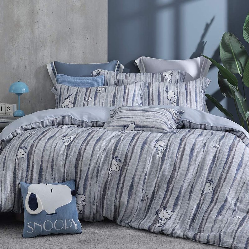 [HOYACASA x Snoopy joint model] 60-count antibacterial Tencel dual-purpose quilt set-Space Walk - เครื่องนอน - วัสดุอีโค สีน้ำเงิน