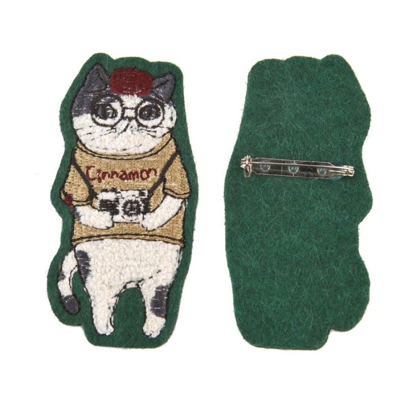 Kusuguru Japan 胸針 別針 日本相良刺繡絨毛立體造型-折耳貓綠色 - 胸針 - 聚酯纖維 綠色