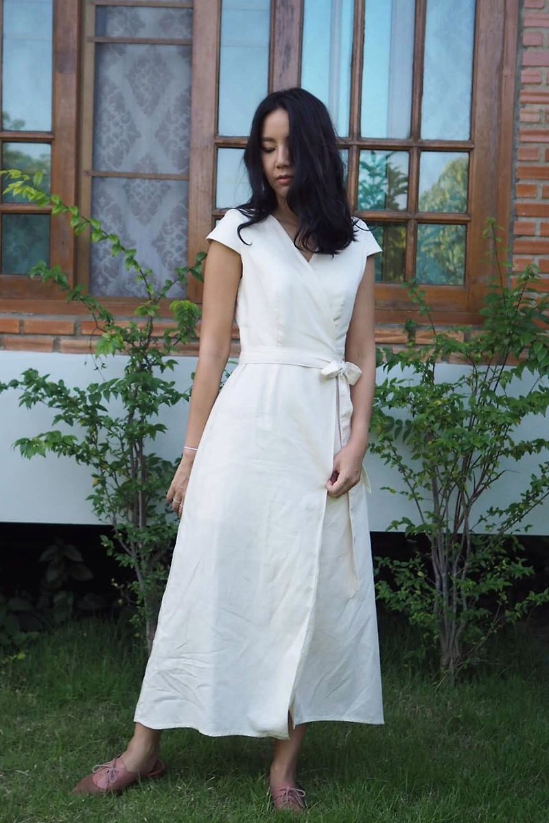 Isabella Linen Dress | Wrap dress | Summer Dress | Long Dress - ชุดเดรส - ลินิน ขาว
