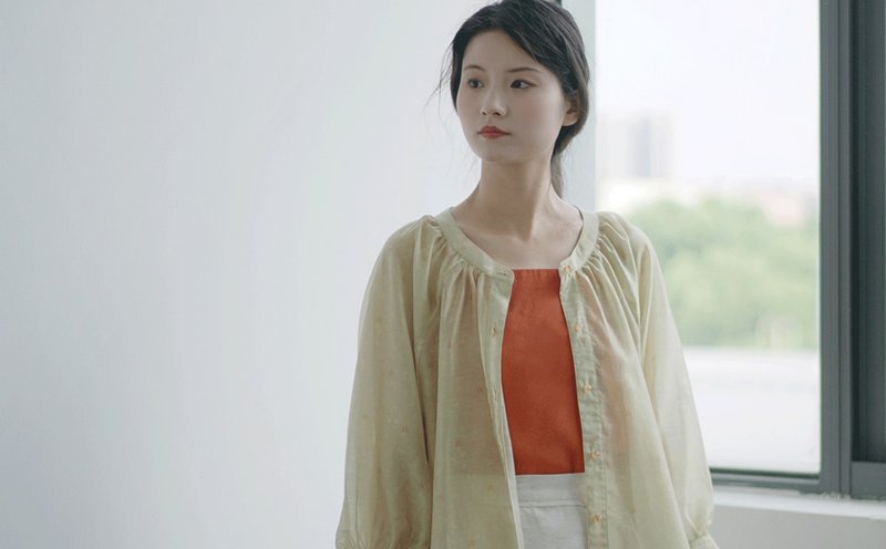 【海棠歸春】新中式復古 漢元素日常通勤襯衫 - 女裝上衣 - 絲．絹 多色