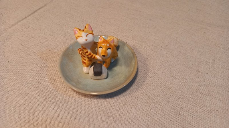 Shiba Inu Ju Fu Die-Healing and Healing - ของวางตกแต่ง - ดินเผา สีเขียว