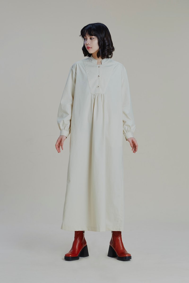Shan Yong 奶油色立領長版寬鬆長洋裝 - 洋裝/連身裙 - 棉．麻 