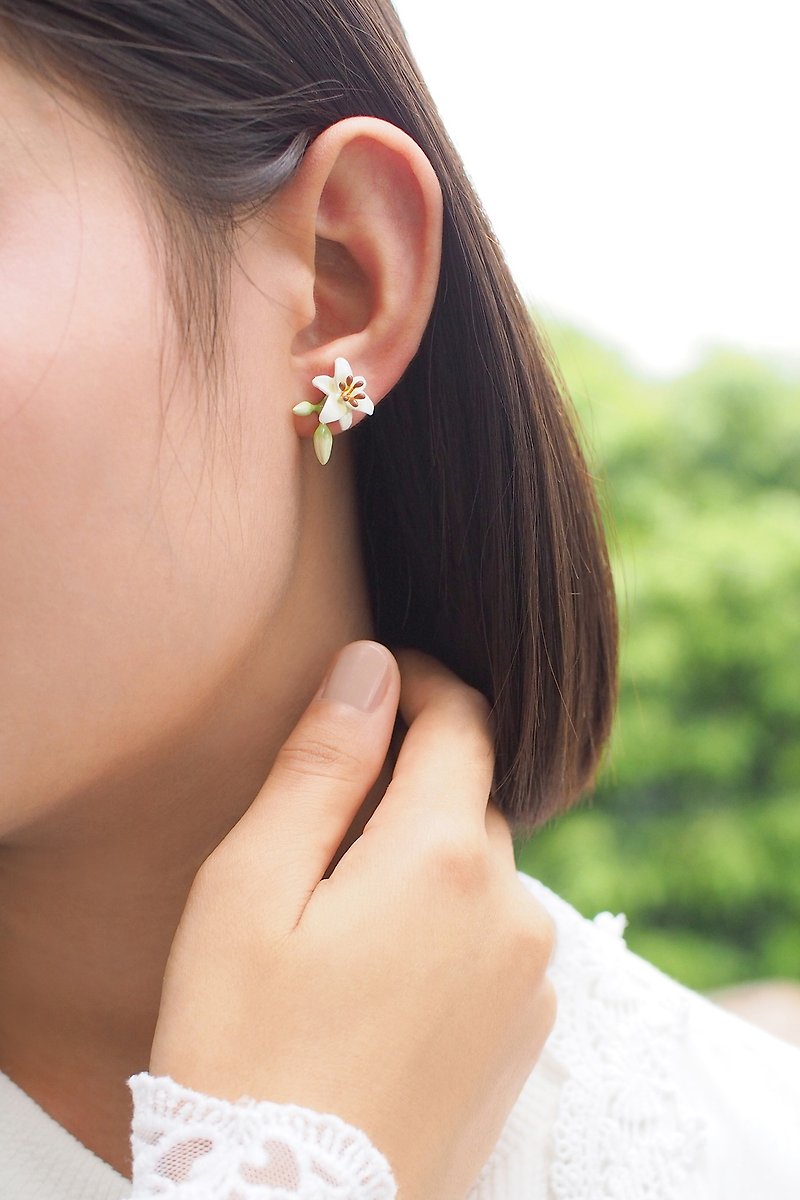 Lily Earrings, Stud Earrings, Flower Earrings, Enamel Jewelry - Earrings & Clip-ons - Other Metals White