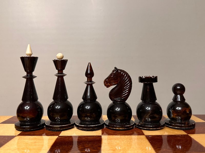 Amber (ambroid) chess, vintage USSR 1970ies - 桌遊/卡 Game - 木頭 黃色