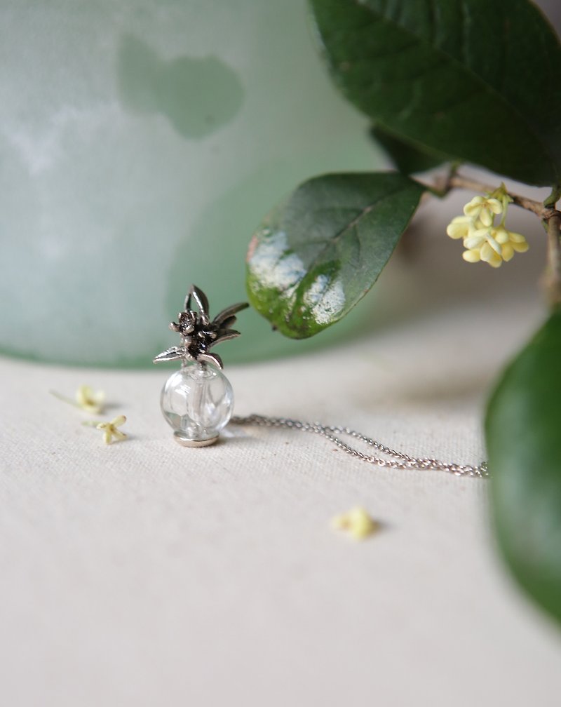 Sterling silver sweet-scented osmanthus chain pendant necklace pendant glass bottle can hold essential oil fragrance - สร้อยคอ - โลหะ สีเงิน