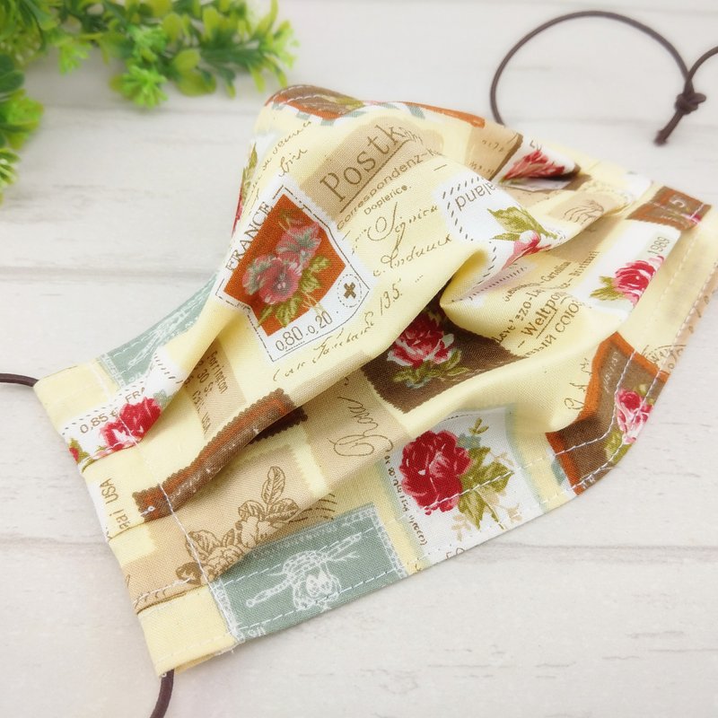 Rose stamp. Cotton cloth mask with inner opening of bead - หน้ากาก - ผ้าฝ้าย/ผ้าลินิน สีเหลือง