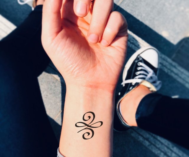 symbols for strength and love