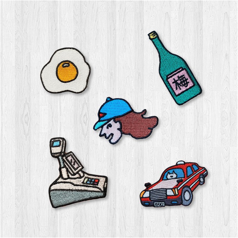 Saury Anniversary Limited 5 Cover Totems / Cloth Stamps / Hot Stickers Embroidery - Badges & Pins - Thread Multicolor