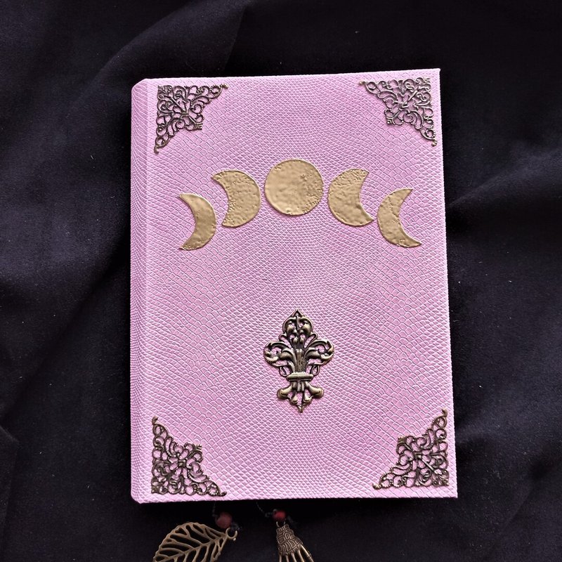 Celestial journal Large grimoire witch Celtic witchcraft old book full handmade - 筆記本/手帳 - 紙 粉紅色