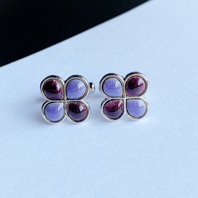 Clover [Lavender Lavender] Cloisonne Cufflinks Cufflinks Pure Silver Cloisonne - กระดุมข้อมือ - วัสดุอื่นๆ สีม่วง