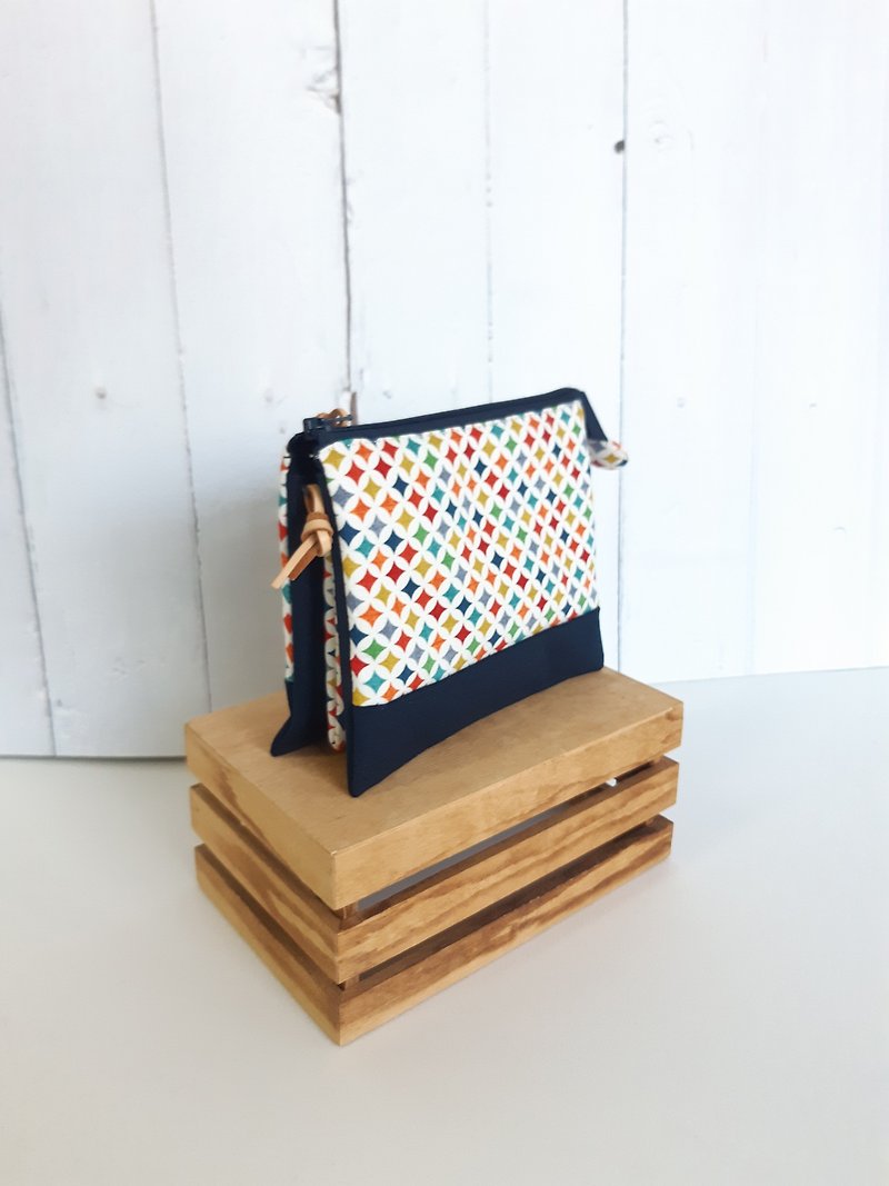 Kaleidoscope five-layer bag - a practical package for mothers, mother's day gift exchange gift - กระเป๋าใส่เหรียญ - ผ้าฝ้าย/ผ้าลินิน 