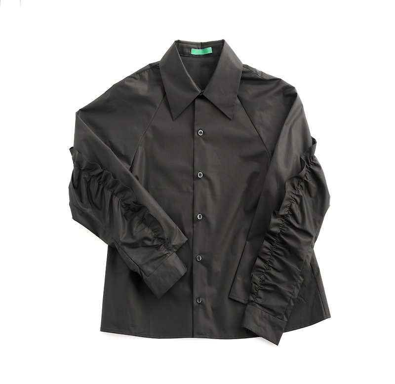 White Raglan Ruffled Sleeve Blouse (Also have Black Color) - เสื้อเชิ้ตผู้หญิง - ผ้าฝ้าย/ผ้าลินิน สีดำ