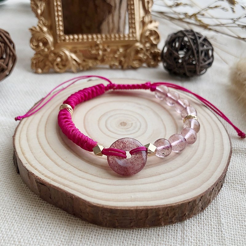 Natural translucent strawberry quartz original design bracelet - Bracelets - Crystal Pink