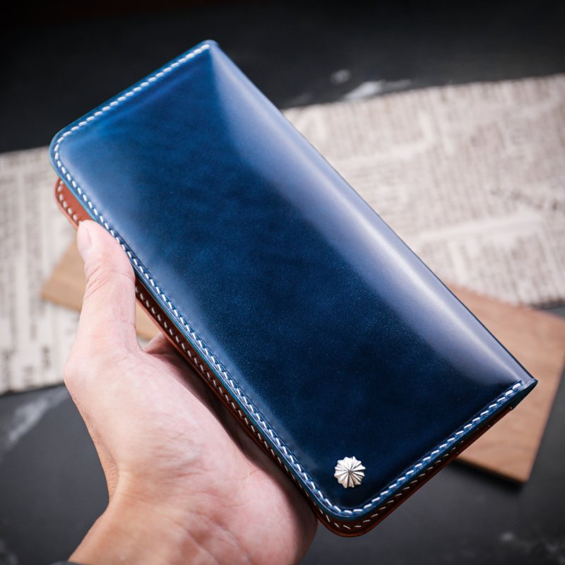 [Lightweight folding long clip] Large curved angle Silver nails blue Cordovan cordovan leather custom engraving - Wallets - Genuine Leather Multicolor