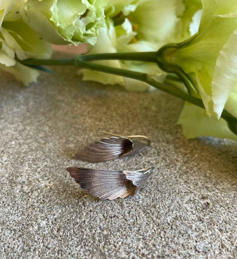 Curving Folding Flower Drop Dangle Earrings - ต่างหู - เงินแท้ 