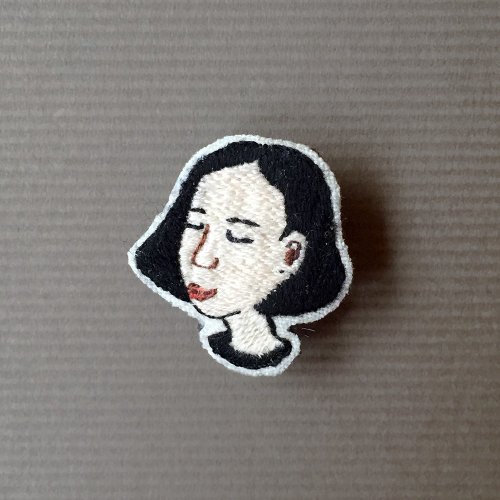 Jyun design studio 刺繡設計工作室 客製化手工刺繡胸針/布章 F小姐 情人節禮物母親節禮物