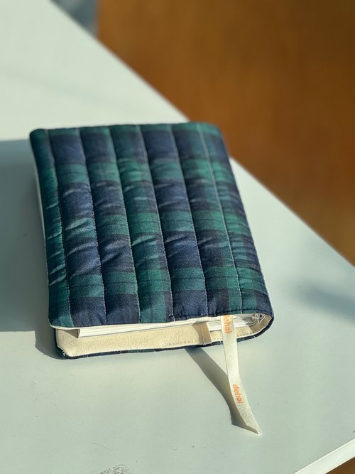 グリーンチェックブックカバー - ショップ dehai ブックカバー - Pinkoi