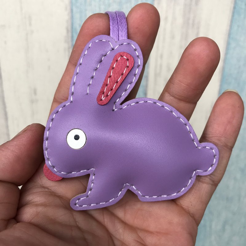 Healing small things handmade leather purple cute rabbit hand-stitched charm small size - พวงกุญแจ - หนังแท้ สีม่วง