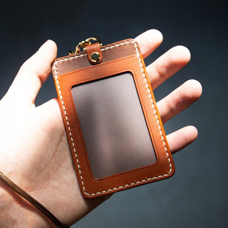 [Customized gift] [Vertical ID holder] Coffee Brown Italian vegetable tanned leather neck hitting color - ID & Badge Holders - Genuine Leather Multicolor