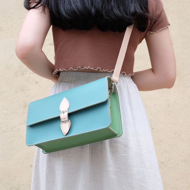 Nintendo Switch Lite Bag。Leather Stitching Pack。BSP156 - กระเป๋าแมสเซนเจอร์ - หนังแท้ สีแดง