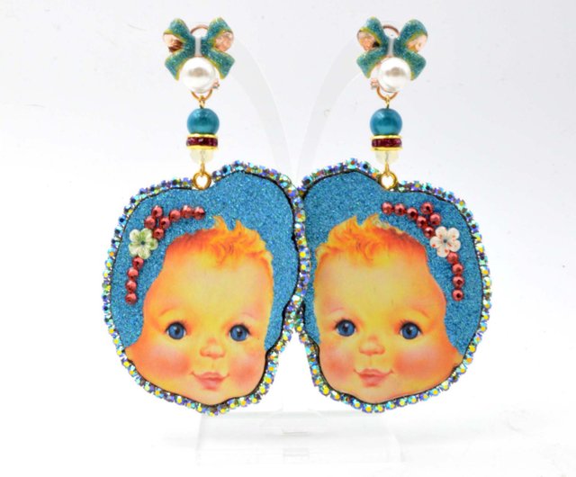 Infant clip store on earrings