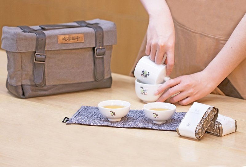 お茶旅グループ - 急須・ティーカップ - その他の素材 