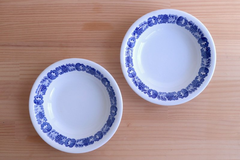 Second-hand old parts flaws cleared special Finnish Arabia Ilmarinen mythical realm soup plate - Plates & Trays - Pottery Blue