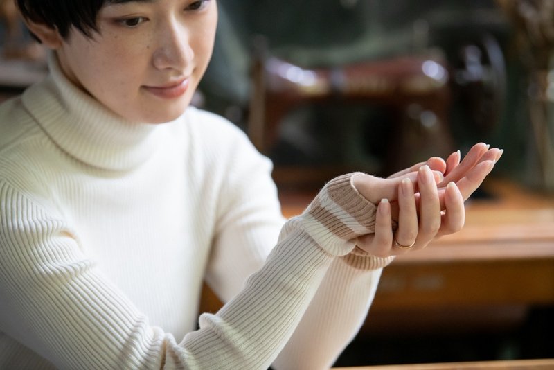 Organic Cotton Seamless Cuff Border Ribbed Turtleneck Sweater - Women's Tops - Other Materials White
