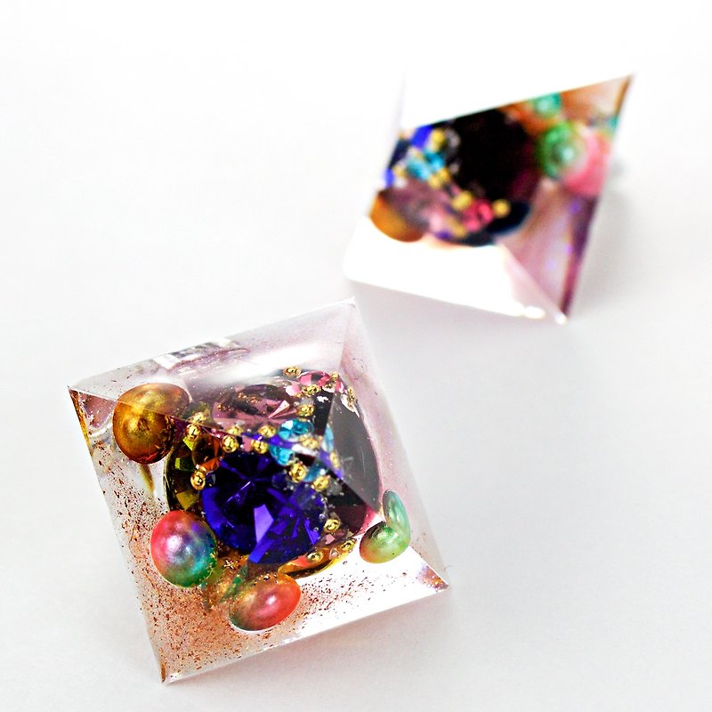 Pyramid earrings (Orientalism) - Earrings & Clip-ons - Other Materials Multicolor