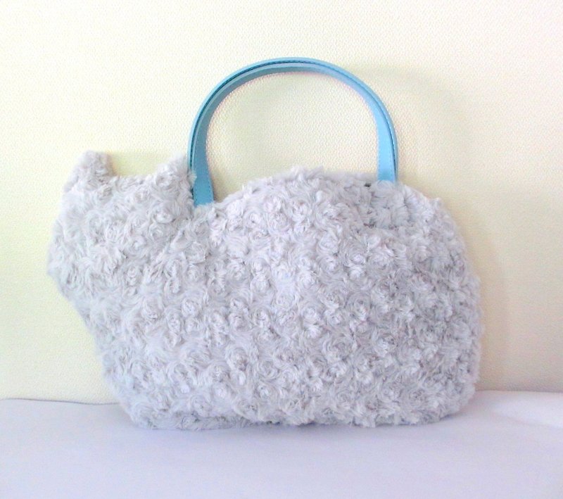 Fluffy fur bag of cats blue gray - กระเป๋าถือ - ผ้าฝ้าย/ผ้าลินิน สีเทา