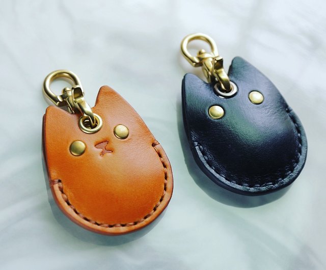 The Rivet Leather AirTag Keychain Case