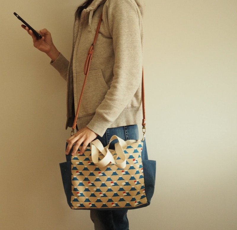 Handmade shoulder bag handbag canvas bag shopping bag - กระเป๋าแมสเซนเจอร์ - ผ้าฝ้าย/ผ้าลินิน หลากหลายสี