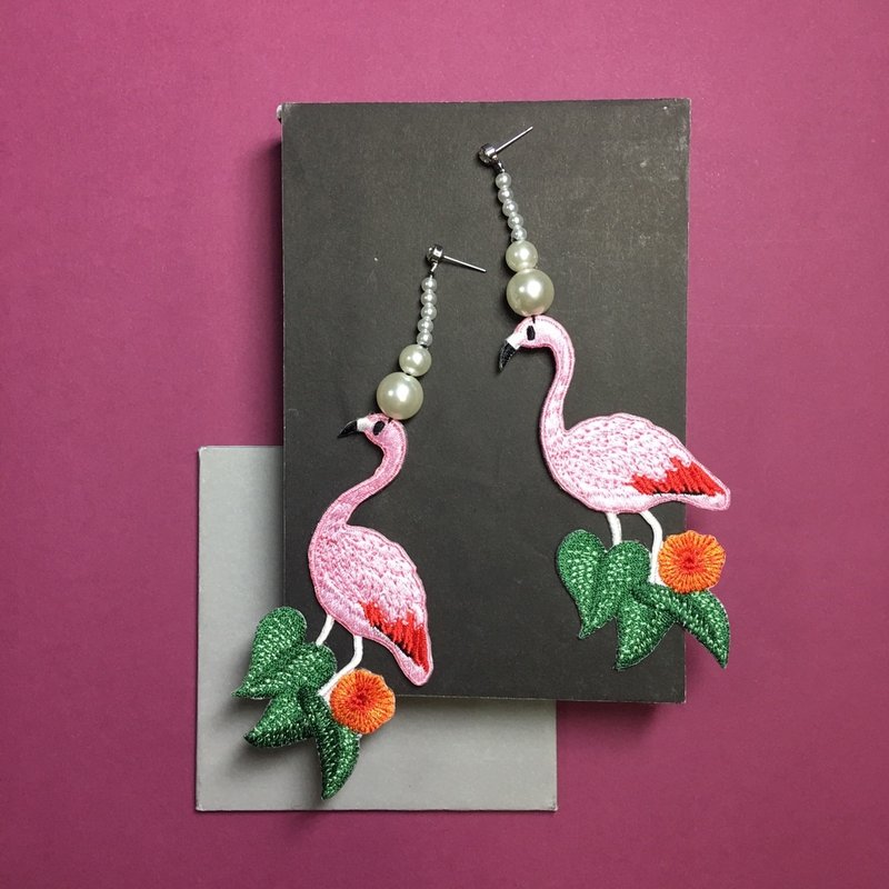 earrings : flamingo 01 - 耳環/耳夾/耳骨夾 - 其他材質 粉紅色