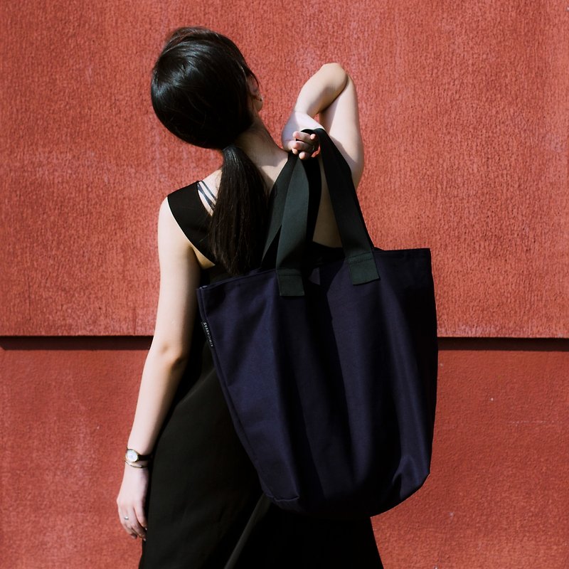 Canvas shoulder bag - dark blue large-capacity canvas bag tote bag light and casual with zipper super safe - Messenger Bags & Sling Bags - Cotton & Hemp Blue