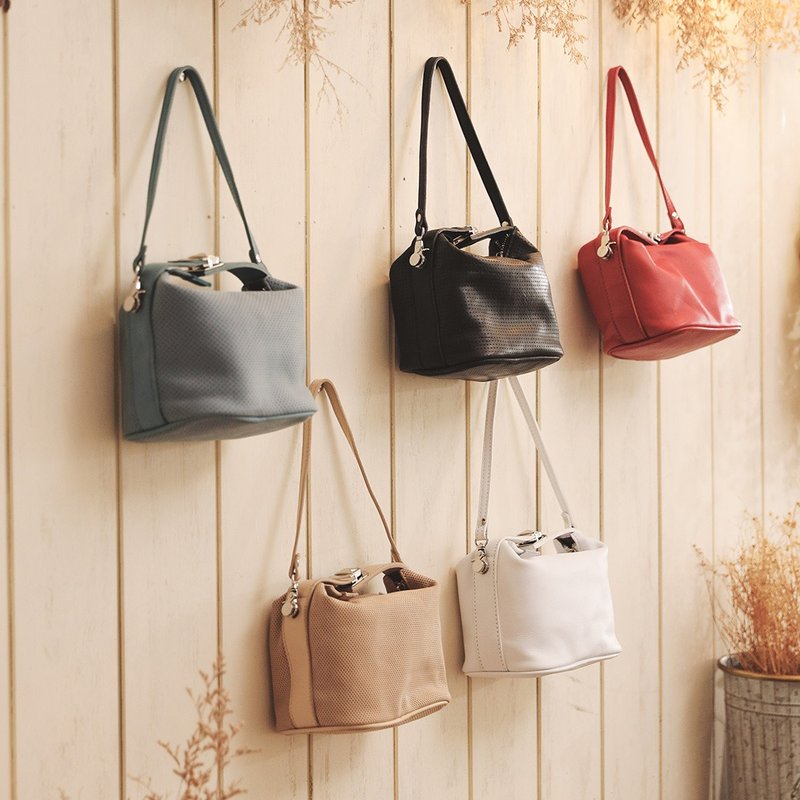 eeCute leather shoulder/hand/slanted side three-use bag (five colors optional) - กระเป๋าแมสเซนเจอร์ - หนังแท้ หลากหลายสี